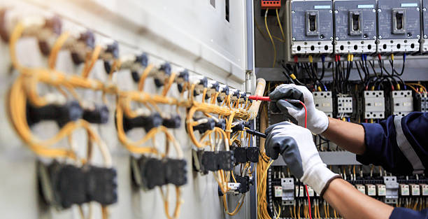 Professional Electrician technician working in Rockport, IN